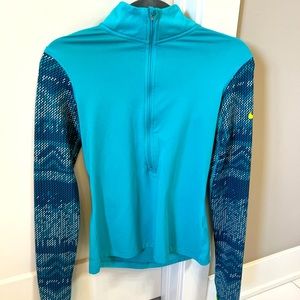 Nike 1/2 Zip Dri Fit Small
